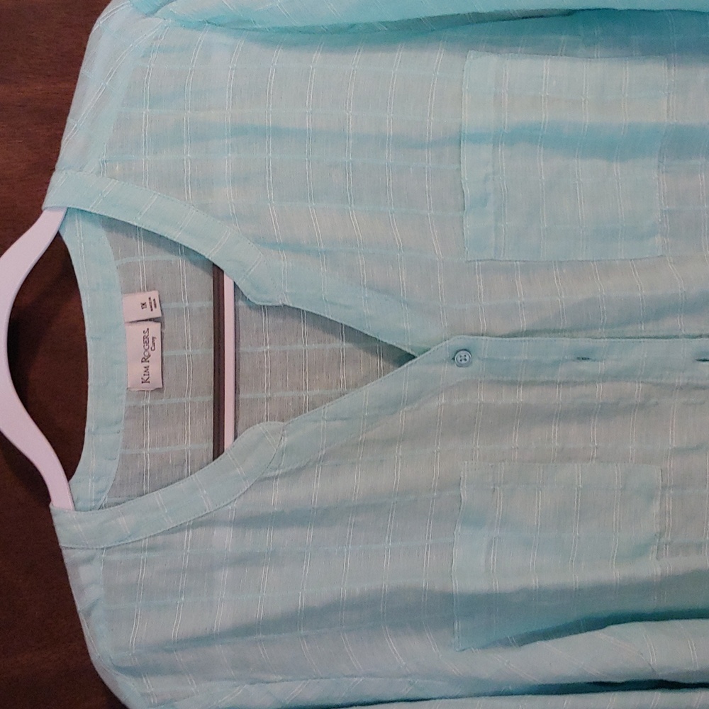Kim Rogers Light Turquoise Blouse, size 1x, machine wash and dry